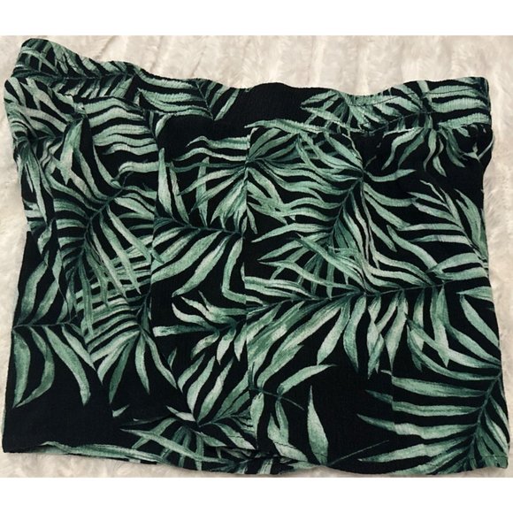 Forever 21 Brand Mini Stretch Shorts Tropical Palm Leaf 100% Rayon Women Size M - Picture 2 of 9